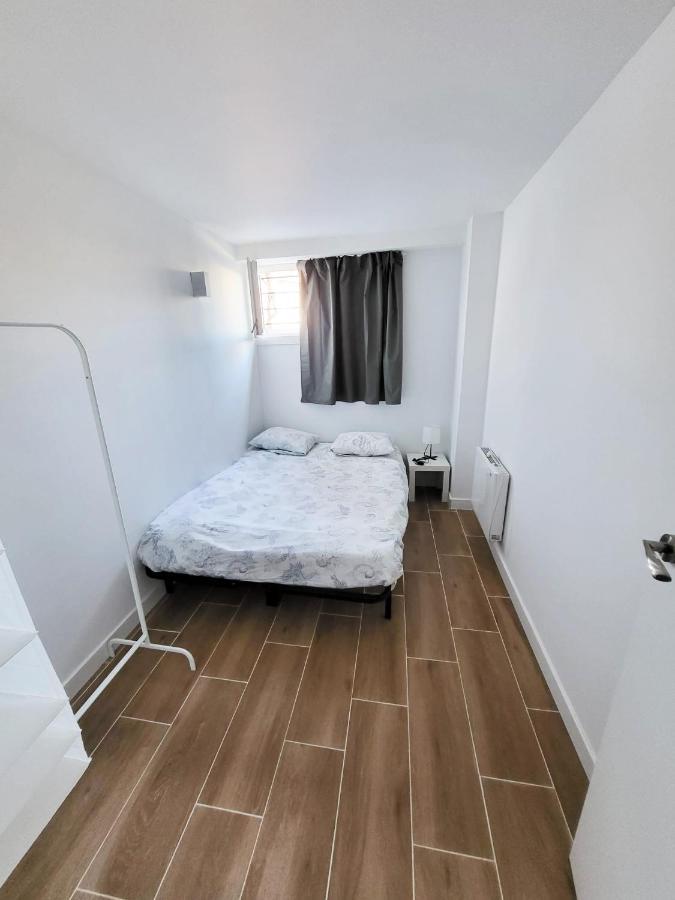 Appartamento Bonito Piso A 300 M De Metro Garcia Noblejas Madrid Esterno foto